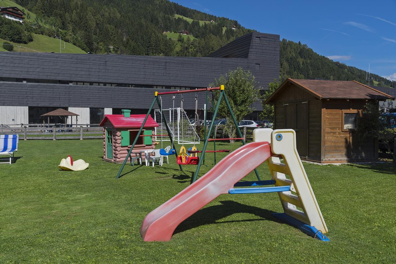 Appartments Lercher Irma San Candido Exterior foto